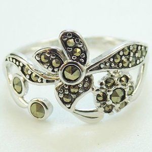 Avon Sz 7 Marcasite Flower Ring w/Sterling Silver